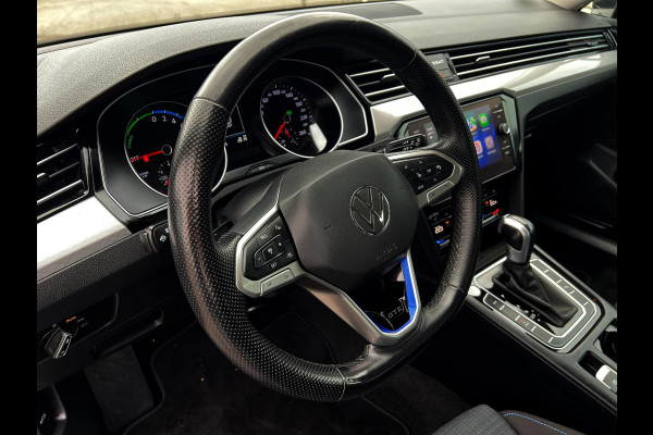 Volkswagen Passat Variant 1.4 TSI PHEV GTE Business Carplay_Camera_trekh_Stoel massage