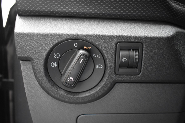 Volkswagen T-Cross 1.0 TSI Life Business | ACC | Carplay | Navi | Clima | Blind Spot | Parkeersensoren