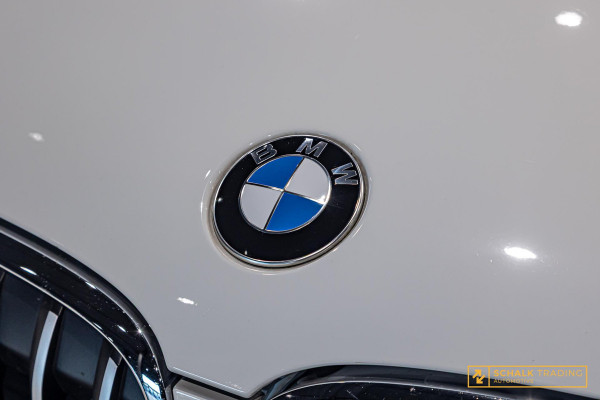 BMW X1 SDrive18i High Executive|Cam|StoelV|Dealer ond|Clima