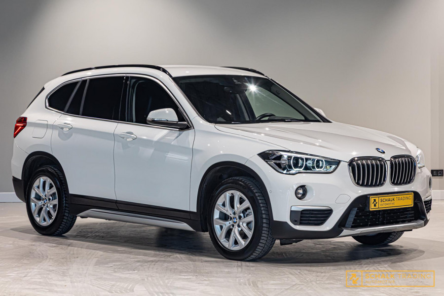 BMW X1 SDrive18i High Executive|Cam|StoelV|Dealer ond|Clima