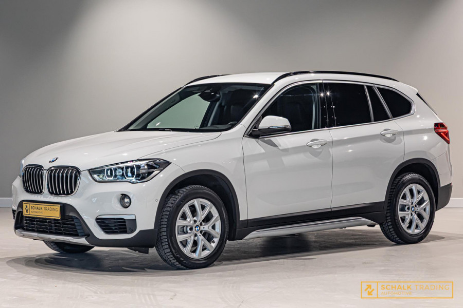 BMW X1 SDrive18i High Executive|Cam|StoelV|Dealer ond|Clima