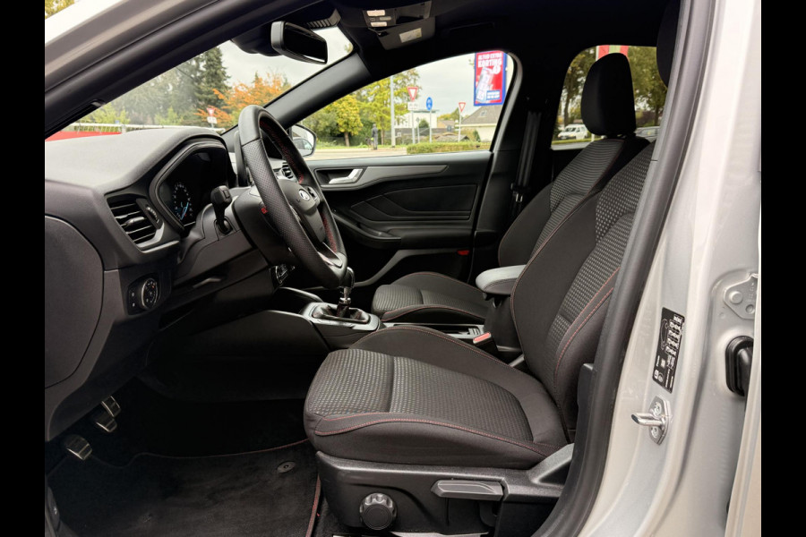 Ford Focus 1.0 EcoBoost Hybrid ST Line Style WINTER PACKAGE | TREKHAAK AFNEEMBAAR | NL AUTO |
