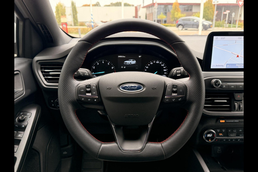 Ford Focus 1.0 EcoBoost Hybrid ST Line Style WINTER PACKAGE | TREKHAAK AFNEEMBAAR | NL AUTO |