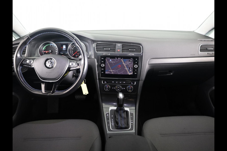 Volkswagen e-Golf E-DITION 136PK | Automaat | Navigatie | Cruise control | Parkeersensoren