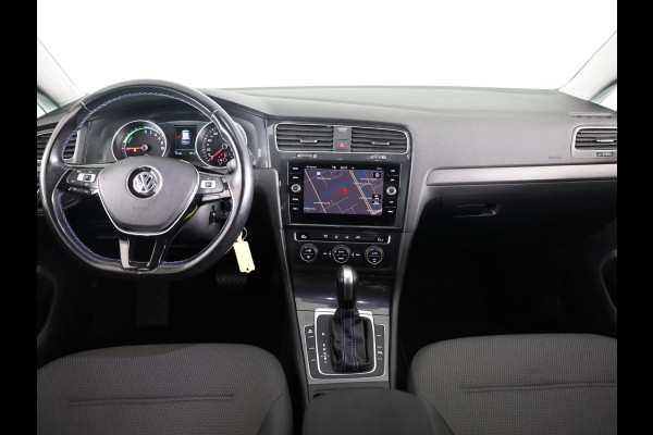 Volkswagen e-Golf E-DITION 136PK | Automaat | Navigatie | Cruise control | Parkeersensoren