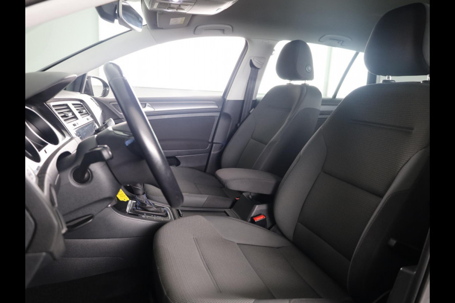 Volkswagen e-Golf E-DITION 136PK | Automaat | Navigatie | Cruise control | Parkeersensoren