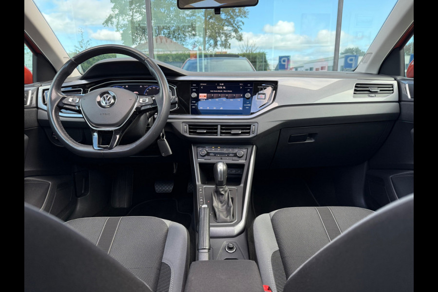 Volkswagen Polo 1.0 TSI Highline - Automaat - Schuif/Panodak - Navi - LED - Org.NL