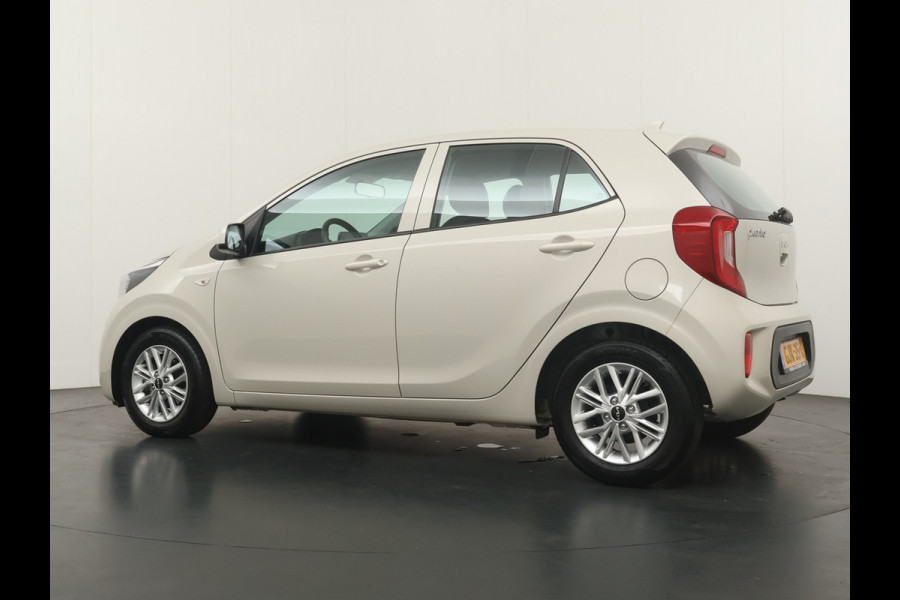 Kia Picanto 1.0 DPi DynamicLine - Airco - Cruise Control - Lichtmetalen Velgen - Apple/Android Carplay - Fabrieksgarantie Tot 2031 Kia Picanto 1.0 DPi DynamicLine - Airco - Cruise Control - Lichtmetalen Velgen - Apple/Android Carplay - Fabrieksgarantie Tot 2031