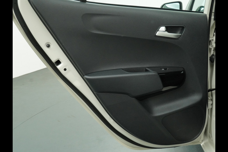 Kia Picanto 1.0 DPi DynamicLine - Airco - Cruise Control - Lichtmetalen Velgen - Apple/Android Carplay - Fabrieksgarantie Tot 2031 Kia Picanto 1.0 DPi DynamicLine - Airco - Cruise Control - Lichtmetalen Velgen - Apple/Android Carplay - Fabrieksgarantie Tot 2031