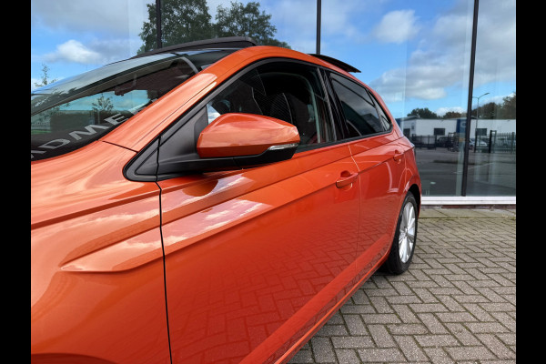 Volkswagen Polo 1.0 TSI Highline - Automaat - Schuif/Panodak - Navi - LED - Org.NL