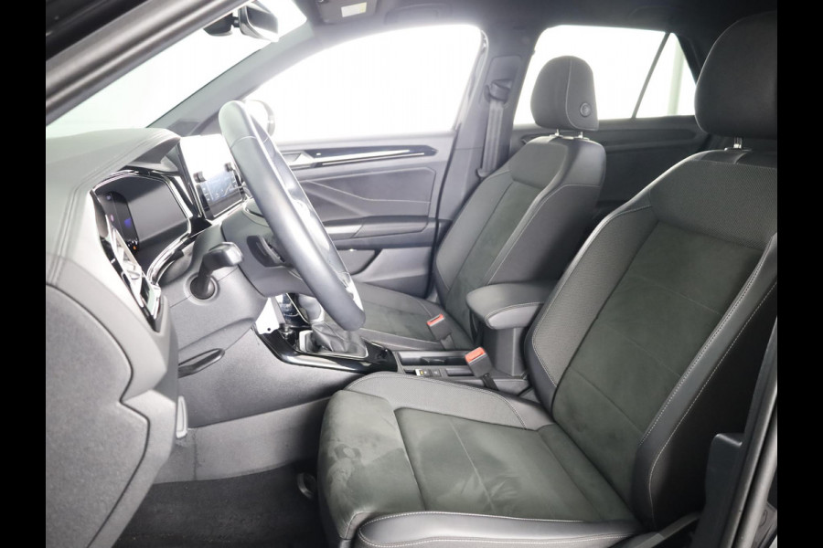 Volkswagen T-Roc 1.5 TSI R-Line 150 PK DSG | Blackstyle | Trekhaak afneembaar | ErgoActive Stoel Pakket | Navigatie |