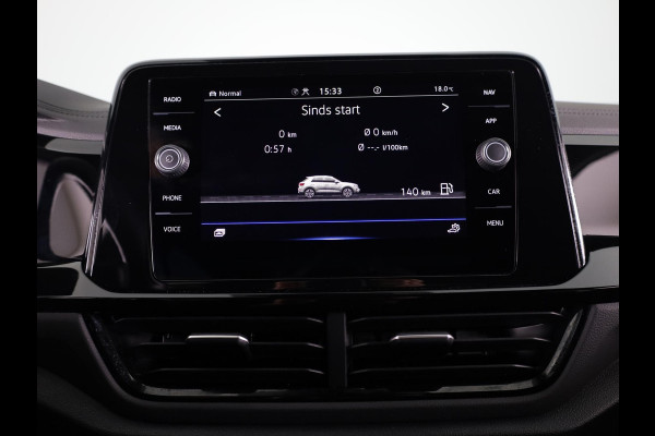 Volkswagen T-Roc 1.5 TSI R-Line 150 PK DSG | Blackstyle | Trekhaak afneembaar | ErgoActive Stoel Pakket | Navigatie |