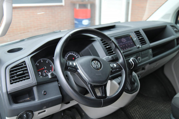 Volkswagen Transporter 2.0 TDI DSG L2H1 Comfortline / Automaat / Trekhaak / App connect