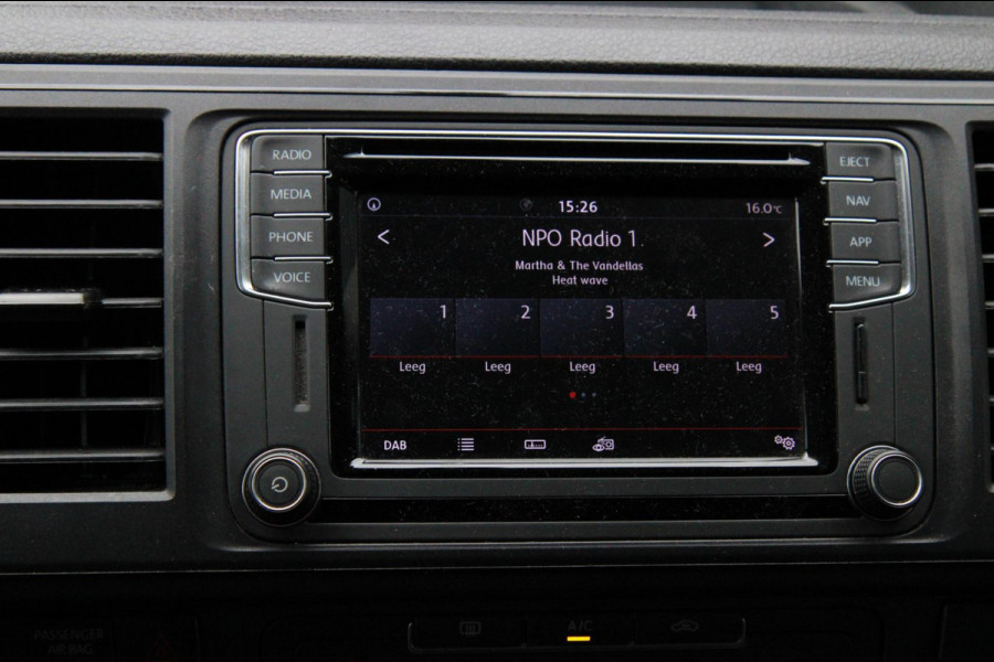Volkswagen Transporter 2.0 TDI DSG L2H1 Comfortline / Automaat / Trekhaak / App connect