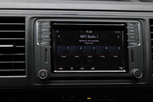 Volkswagen Transporter 2.0 TDI DSG L2H1 Comfortline / Automaat / Trekhaak / App connect