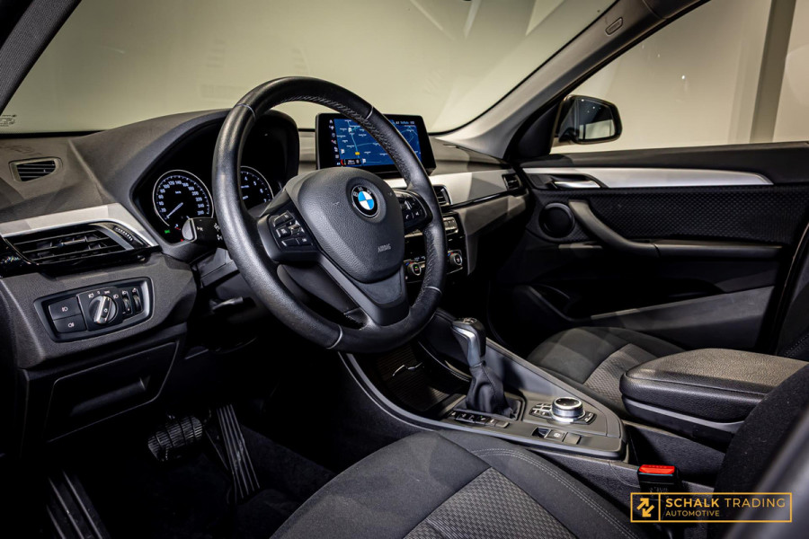 BMW X1 XDrive25e High Executive|HUD|LED|Garantie|Camera