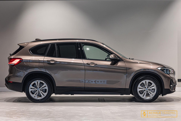 BMW X1 XDrive25e High Executive|HUD|LED|Garantie|Camera