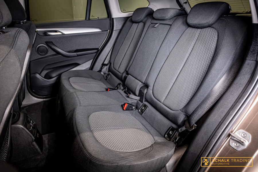 BMW X1 XDrive25e High Executive|HUD|LED|Garantie|Camera