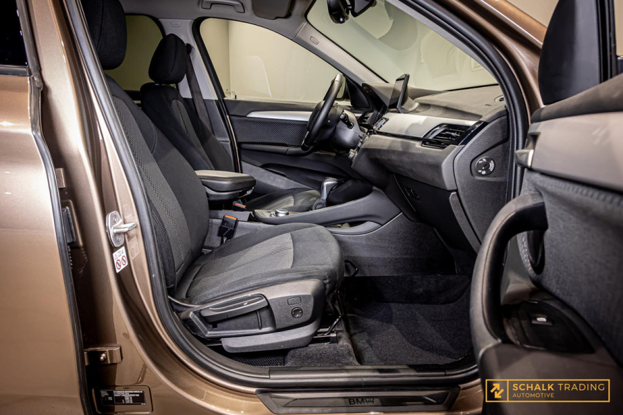 BMW X1 XDrive25e High Executive|HUD|LED|Garantie|Camera