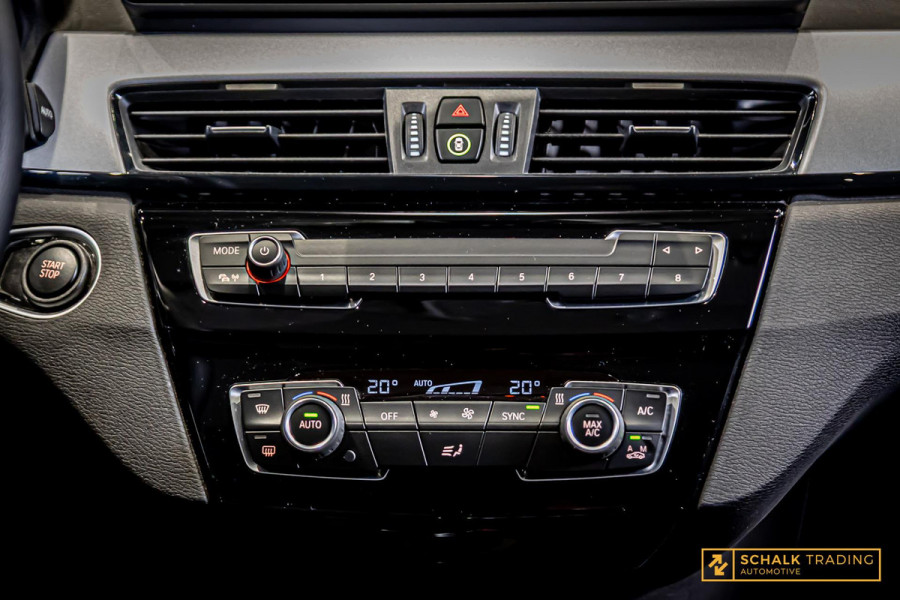 BMW X1 XDrive25e High Executive|HUD|LED|Garantie|Camera
