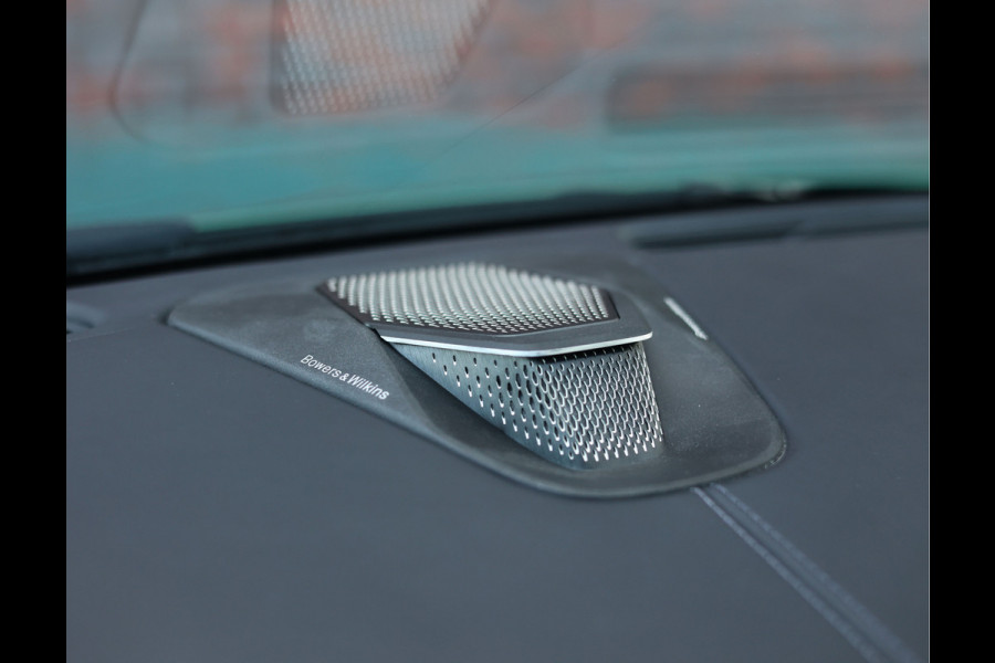 Aston Martin DB12 4.0 V8 | Iridiscent Emerald - Oxford Tan