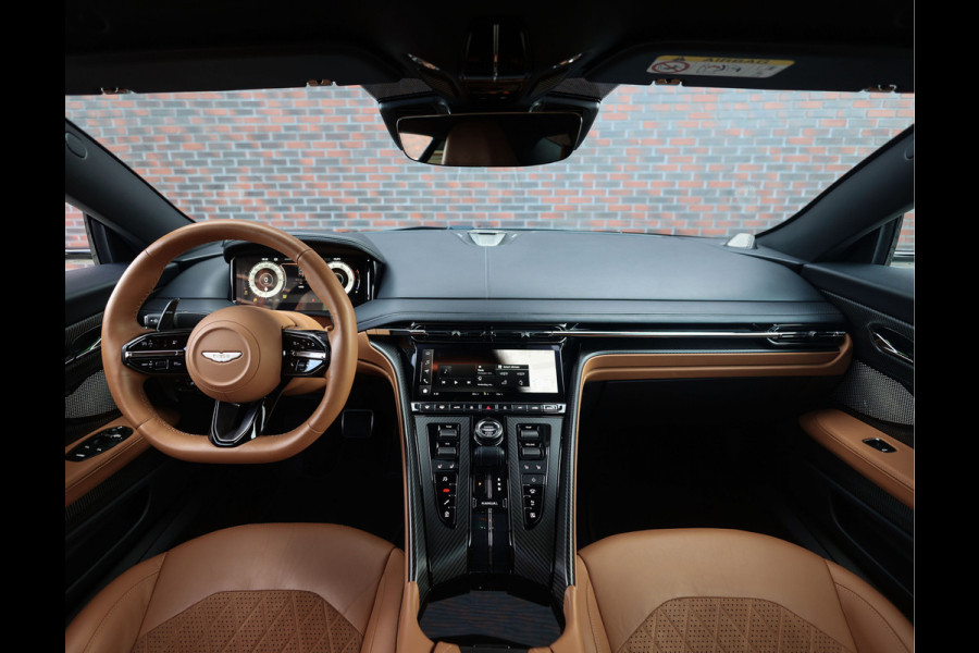 Aston Martin DB12 4.0 V8 | Iridiscent Emerald - Oxford Tan