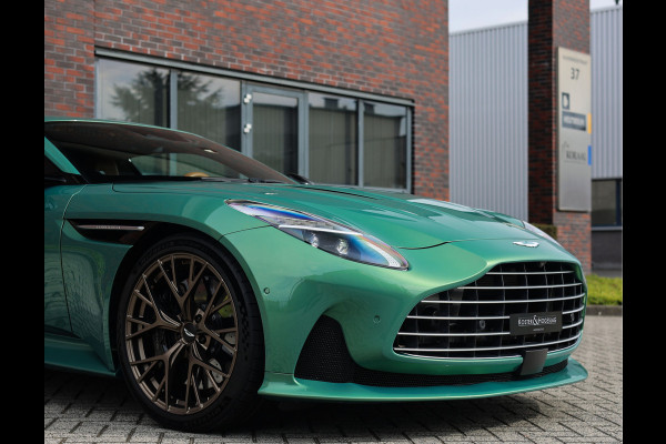 Aston Martin DB12 4.0 V8 | Iridiscent Emerald - Oxford Tan