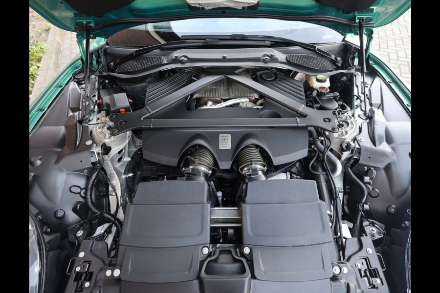 Aston Martin DB12 4.0 V8 | Iridiscent Emerald - Oxford Tan