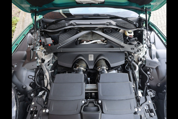 Aston Martin DB12 4.0 V8 | Iridiscent Emerald - Oxford Tan