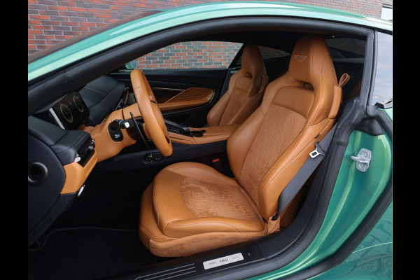 Aston Martin DB12 4.0 V8 | Iridiscent Emerald - Oxford Tan