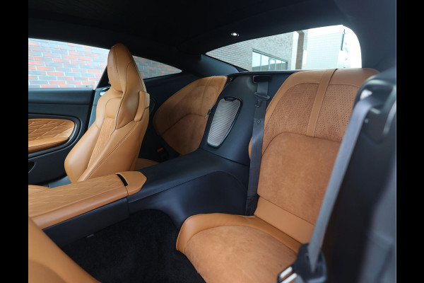 Aston Martin DB12 4.0 V8 | Iridiscent Emerald - Oxford Tan