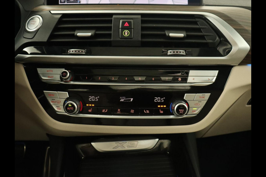 BMW X3 xDrive30e M Sport | Panoramadak | Trekhaak | Head-Up | Stoelverwarming | Leder | Live Cockpit | Stuurverwarming | Carplay | Camera | 20'' | Navigatie | Keyless | PHEV | Plug In