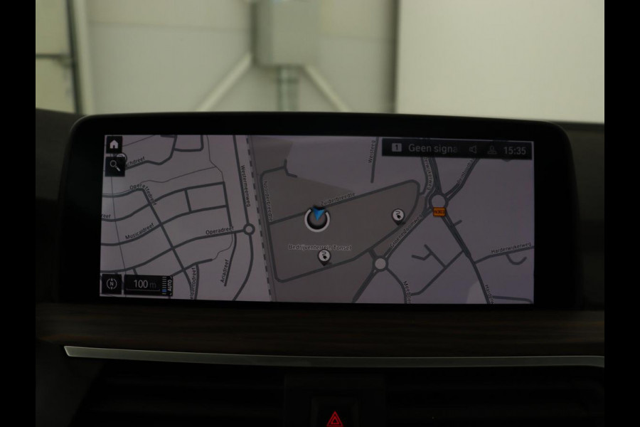 BMW X3 xDrive30e M Sport | Panoramadak | Trekhaak | Head-Up | Stoelverwarming | Leder | Live Cockpit | Stuurverwarming | Carplay | Camera | 20'' | Navigatie | Keyless | PHEV | Plug In