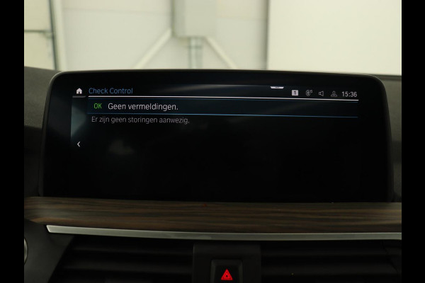 BMW X3 xDrive30e M Sport | Panoramadak | Trekhaak | Head-Up | Stoelverwarming | Leder | Live Cockpit | Stuurverwarming | Carplay | Camera | 20'' | Navigatie | Keyless | PHEV | Plug In