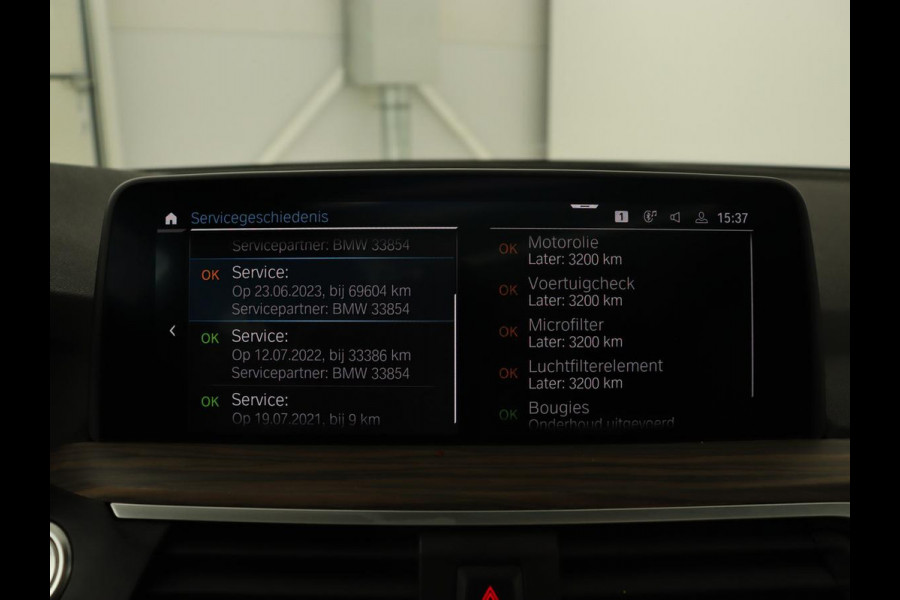 BMW X3 xDrive30e M Sport | Panoramadak | Trekhaak | Head-Up | Stoelverwarming | Leder | Live Cockpit | Stuurverwarming | Carplay | Camera | 20'' | Navigatie | Keyless | PHEV | Plug In