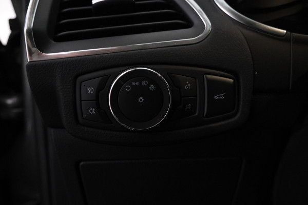 Ford S-Max 2.0 TDCi Titanium Leer, Navigatie, Digital dash