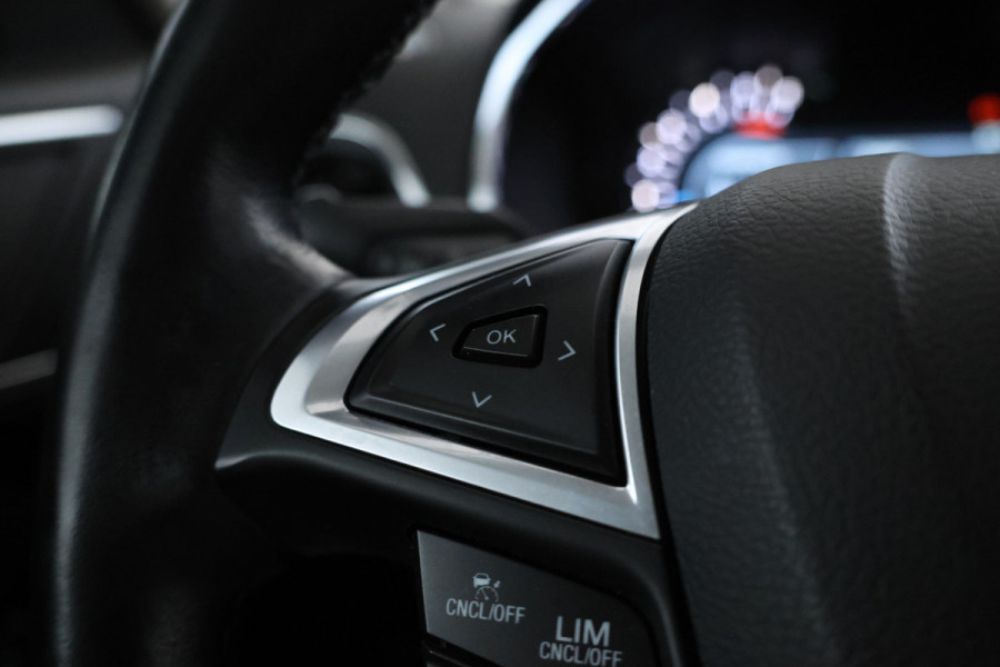 Ford S-Max 2.0 TDCi Titanium Leer, Navigatie, Digital dash