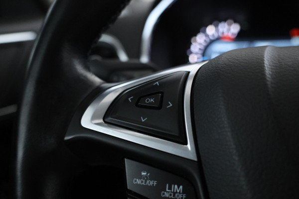 Ford S-Max 2.0 TDCi Titanium Leer, Navigatie, Digital dash