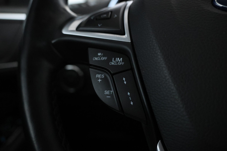 Ford S-Max 2.0 TDCi Titanium Leer, Navigatie, Digital dash