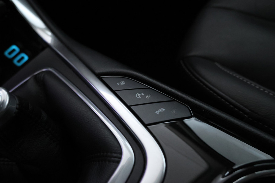 Ford S-Max 2.0 TDCi Titanium Leer, Navigatie, Digital dash