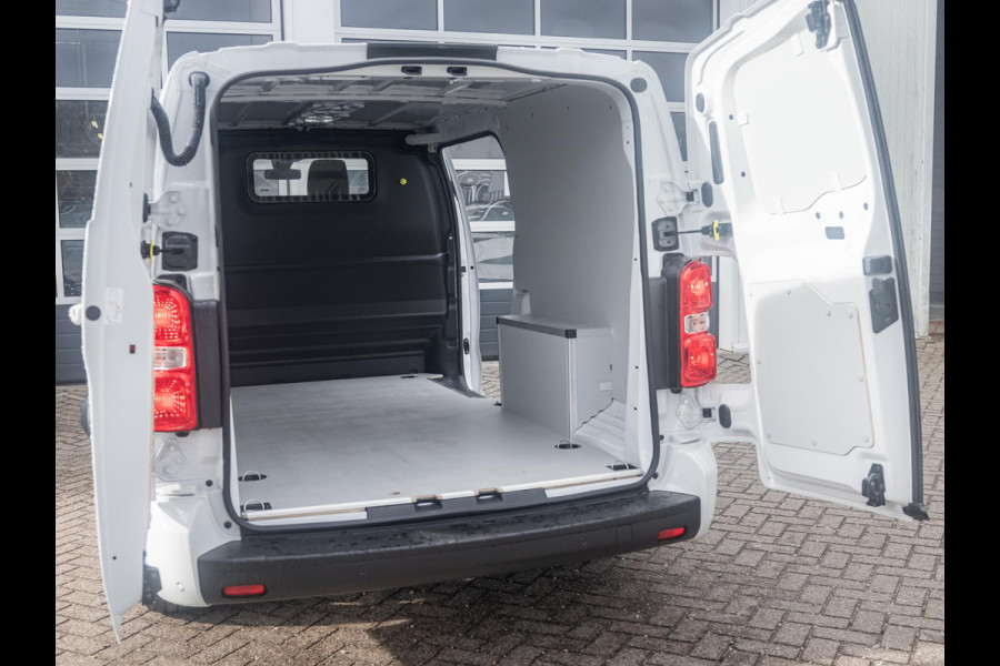 Fiat E-Scudo L3 75 kWh | City Pack | 17" | Exterieur Pack | Laadruimte Pack | Full LED Fiat E-Scudo L3 75 kWh | City Pack | 17" | Exterieur Pack | Laadruimte Pack | Full LED