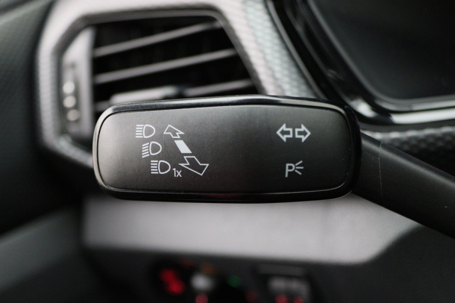 Volkswagen T-Cross 1.0 TSI DSG Style