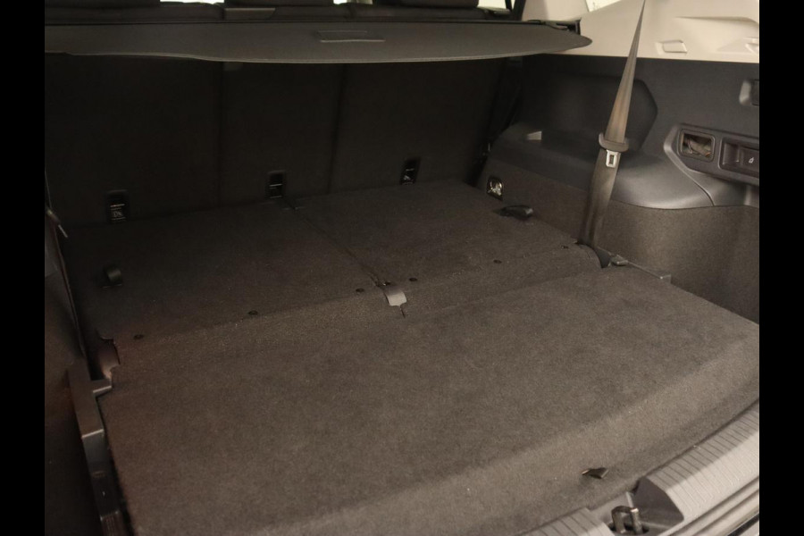 Volkswagen Tiguan Allspace 1.5 TSI Comfortline 7-persoons | 1e eigenaar | Trekhaak | Adaptive cruise | Keyless | Carplay | Navigatie | Climate control | DAB | Parkeerhulp | Bluetooth