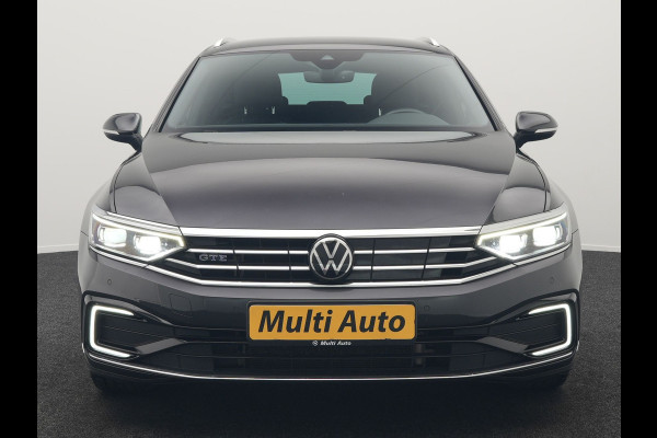 Volkswagen Passat Variant 1.4 TSI GTE Business Plug In Hybrid 218pk Dealer O.H PHEV | Trekhaak Af Fabriek | Adaptive Cruise | Alcantara Sportstoelen Massage & Verwarmd | IQ Light | Apple Carplay | Keyless | Blis | Navigatie | Virtual | DAB |
