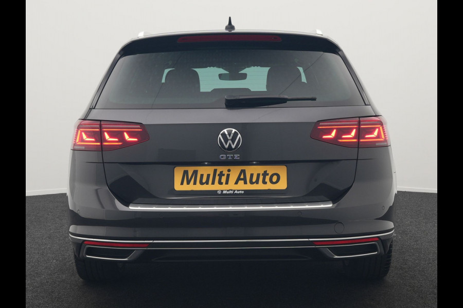 Volkswagen Passat Variant 1.4 TSI GTE Business Plug In Hybrid 218pk Dealer O.H PHEV | Trekhaak Af Fabriek | Adaptive Cruise | Alcantara Sportstoelen Massage & Verwarmd | IQ Light | Apple Carplay | Keyless | Blis | Navigatie | Virtual | DAB |