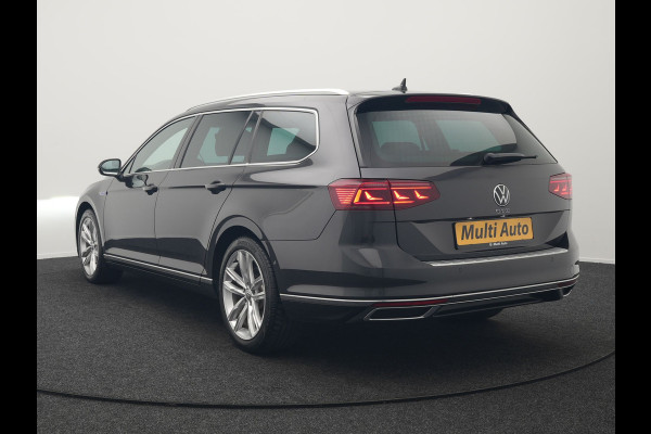 Volkswagen Passat Variant 1.4 TSI GTE Business Plug In Hybrid 218pk Dealer O.H PHEV | Trekhaak Af Fabriek | Adaptive Cruise | Alcantara Sportstoelen Massage & Verwarmd | IQ Light | Apple Carplay | Keyless | Blis | Navigatie | Virtual | DAB |