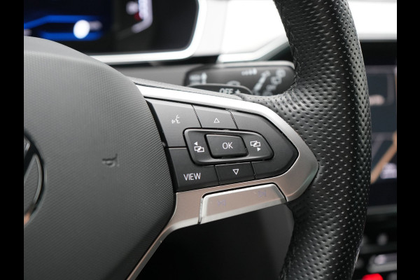 Volkswagen Passat Variant 1.4 TSI GTE Business Plug In Hybrid 218pk Dealer O.H PHEV | Trekhaak Af Fabriek | Adaptive Cruise | Alcantara Sportstoelen Massage & Verwarmd | IQ Light | Apple Carplay | Keyless | Blis | Navigatie | Virtual | DAB |