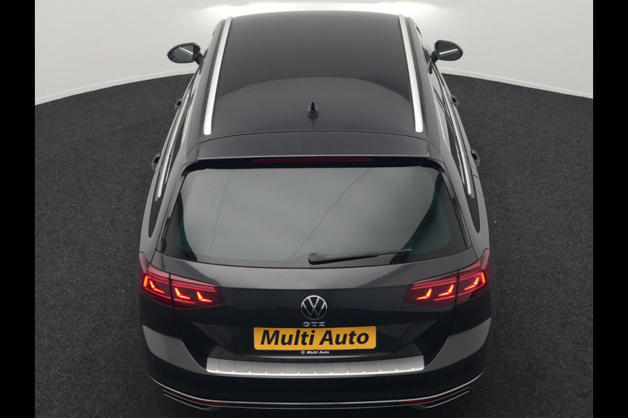 Volkswagen Passat Variant 1.4 TSI GTE Business Plug In Hybrid 218pk Dealer O.H PHEV | Trekhaak Af Fabriek | Adaptive Cruise | Alcantara Sportstoelen Massage & Verwarmd | IQ Light | Apple Carplay | Keyless | Blis | Navigatie | Virtual | DAB |