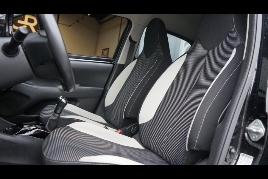 Peugeot 108 1.0 e-VTi Allure TOP! CAMERA-CARPLAY-CLIMA-CRUISE-ORIGINEEL NEDERLANDS-LICHTMETAAL-XENON