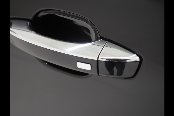 MG EHS 1.5 TGDI Luxury | Panoramadak | Adaptive Cruise | Sportstoelen | 360 | Keyless | Carplay